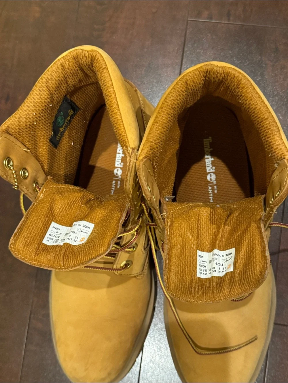 Pre-owned Men’s Timberland Classic 6-Inch Wheat Nubuck Boots 8.5M w/o Box